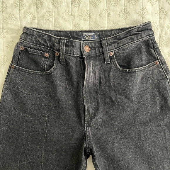 Abercrombie straight leg jeans - Picture 2 of 4